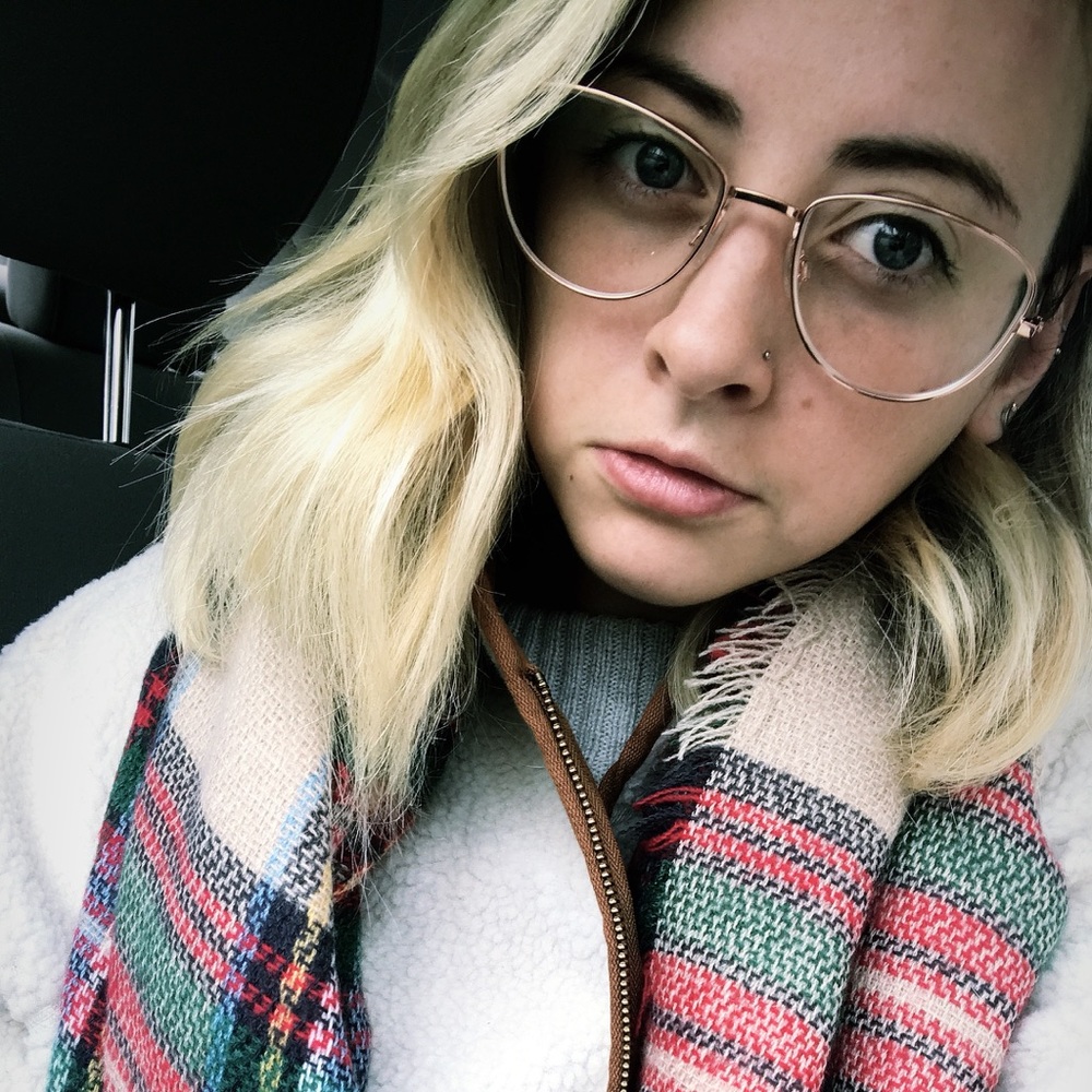 Meet your Posher, Victoria